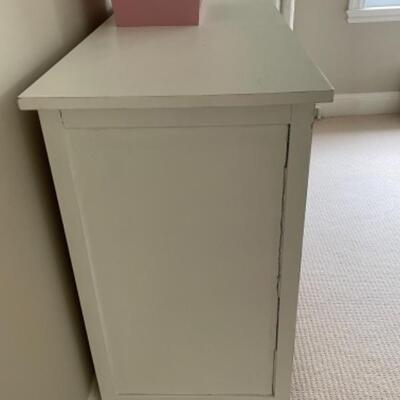White 8 drawer dresser