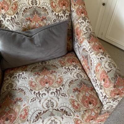 Beautiful Bauhaus swivel chair