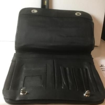 P411 HOBO International Leather Annapolis, MD. Briefcase 