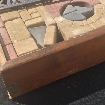 Anchor Block complete building set from early 1900s with original box 14 x 9.5â€