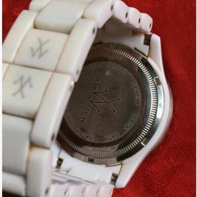 TOY ATOM Designer Ceramic White Watch