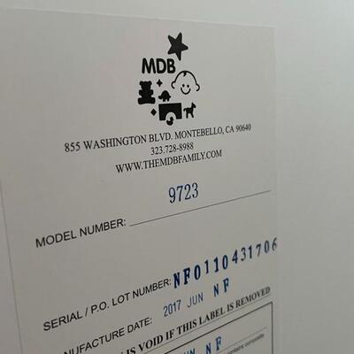 MDB white dresser 