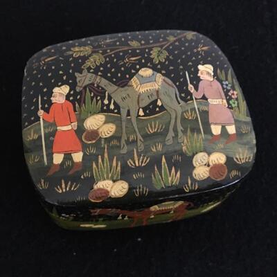 Vintage Hand Painted Black Enamel Style Ring Box 2â€ x 3â€