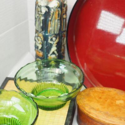 Lot 17- Flask holder portable shot glasses, trays, Sake set.