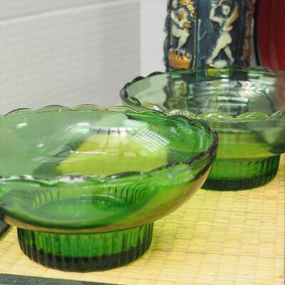 Lot 17- Flask holder portable shot glasses, trays, Sake set.