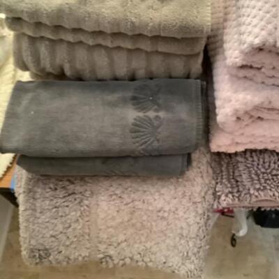 P/B - 454. Eddie Bauer Towels & HF Saime of Brazil