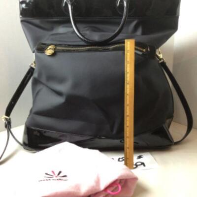 P359 Large Isaac Mizrahi Live Black Tote 