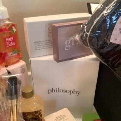 P/B - 456   Skin Care & Beaty Lot 