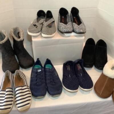 P - 458   Designer Bobs, Sketchers, Vionic Size 8 Shoe Lot 
