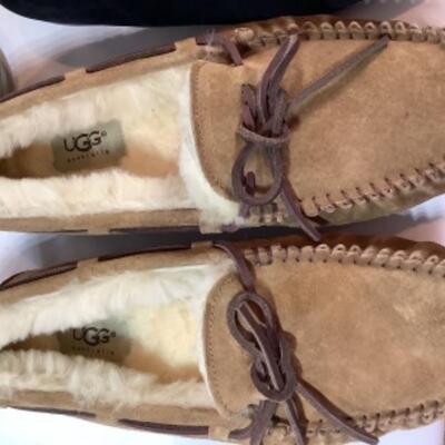 P - 464 Designer Brand Shoe Lot Size 9