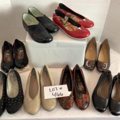 P - 466  Designer Brand Shoe Lot Size 8