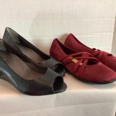 P - 467 Designer Brand Shoe Lot Size 8