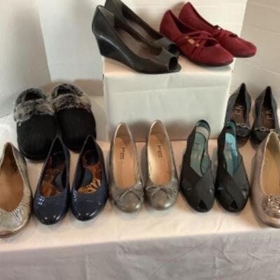 P - 467 Designer Brand Shoe Lot Size 8
