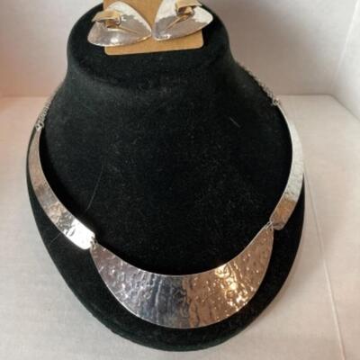 K542 Sterling Silver Hammered Necklace with Earring Set 