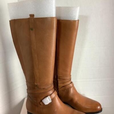 P - 472  Naturalizer - Wide Calf Boot, Size 8W, NEW IN BOX