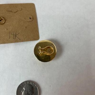 K546 14k Yellow Gold Checkered Pattern French Clip Earrings 