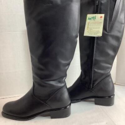 P - 477. Martino Boot Size 8 