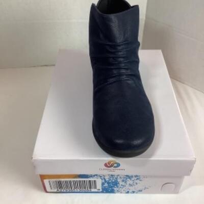 P - 479. Lot of Designer Brand Shoes Size 8 ( 3 pr ) 