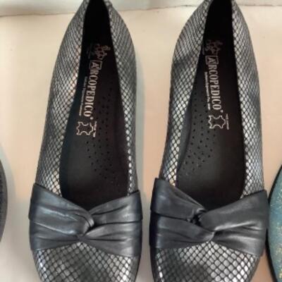 P - 481. Designer Shoe Lot Size 8