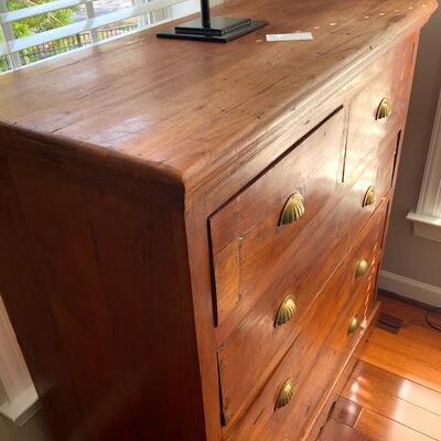 Antique Wooden Dresser Chest w 5 Drawers 