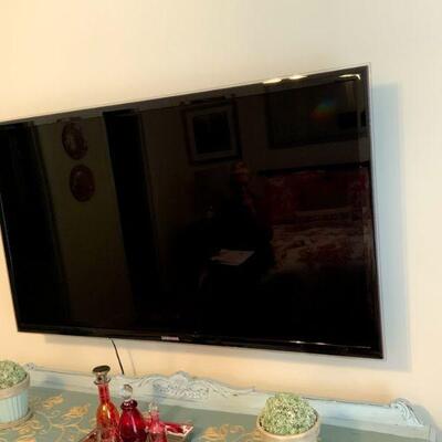 Samsung Flat Screen Smart Television