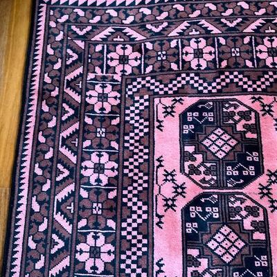 Traditional Hand knotted and Handwoven Rug  