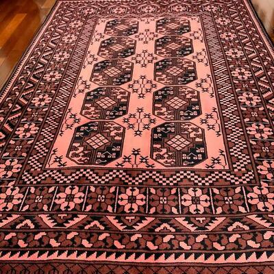 Traditional Hand knotted and Handwoven Rug  