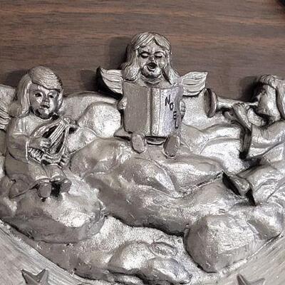 Lot 31: Vintage 1988 Michael Ricker Deco Pewter Plate