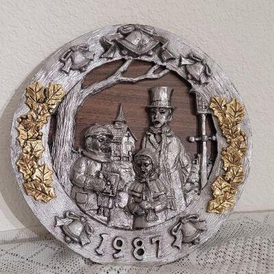 Lot 47: Vintage 1987 Michael Ricker Pewter Plate 
