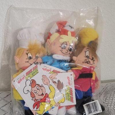 Lot 55: Vintage SEALED Rice Crispies Character Plush Figures 