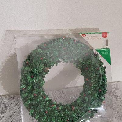 Lot 65: Vintage LED Wreath Light Christmas Deco UNTESTED
