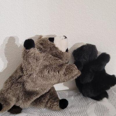 Lot 66: (2) Vintage Plush Puppets Animals 