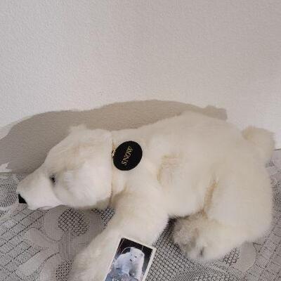 Lot 70: Vintage New SNOW Denver Zoo Plush Bear 