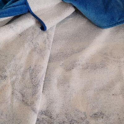 Lot 80: Vintage Beach Blanket Large 
