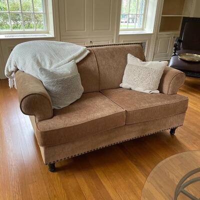 Fantastic like new sofa and loveseat from Pier One 