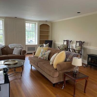 Fantastic like new sofa and loveseat from Pier One 