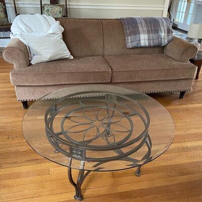 Glass round table with metal base