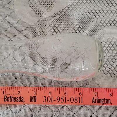 Lot 85: (2) Vintage Etched Glass Vases