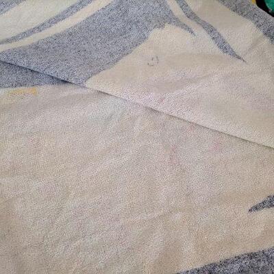 Lot 94: Vintage Beach Towel FISH Graphic 