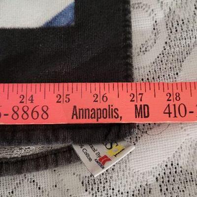 Lot 97: Vintage 1998 Beach Towel FISH Graphic 