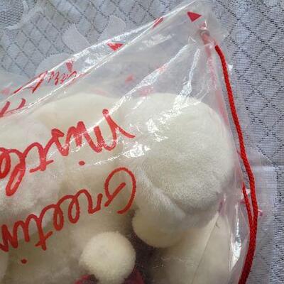 Lot 114: Vintage MISTLETOE Christmas Bear 