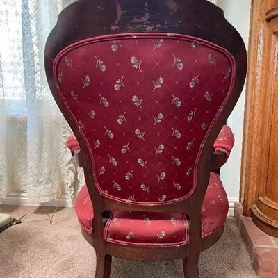 Antique Dark Finish Wood Tufted Red Burgundy Floral Arm Chair 