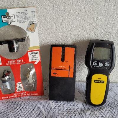Lot 126: Assorted Tools (Studfinder and TUNE Up Kit