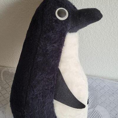 Lot 136: Vintage ANIMAL FARM INC. Stuffed Animal 