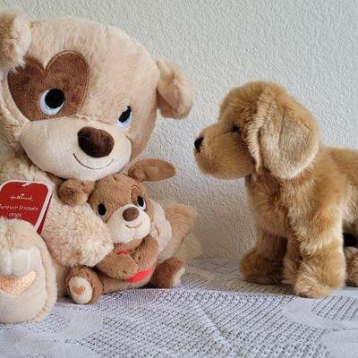 Lot 151: New HALLMARK Plush Animals - TURNS ON