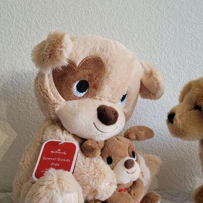 Lot 151: New HALLMARK Plush Animals - TURNS ON