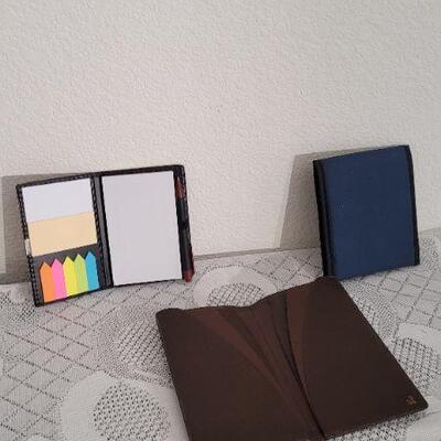 Lot 163: Assorted Orgnaizer Wallets