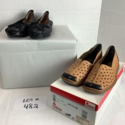 P - 482 Designer Shoe Lot ( 2 pr ) Size 7