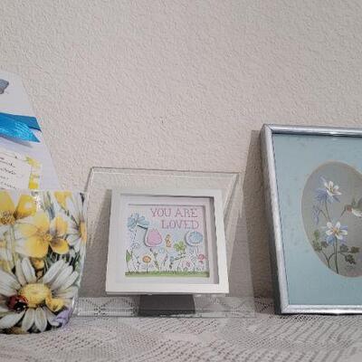 Lot 165: Assorted Home Deco Bundle