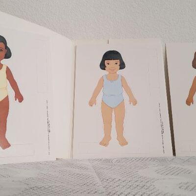 Lot 168: Vintage Paper Doll Bundle 